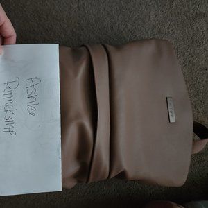 Willow go anywhere pumping backpack